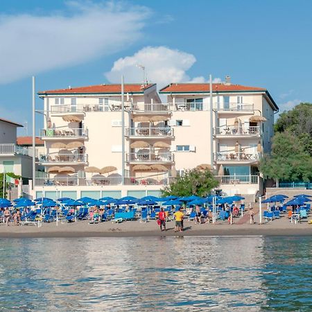 Residence Villa Lo Scoglietto San Vincenzo Exterior foto
